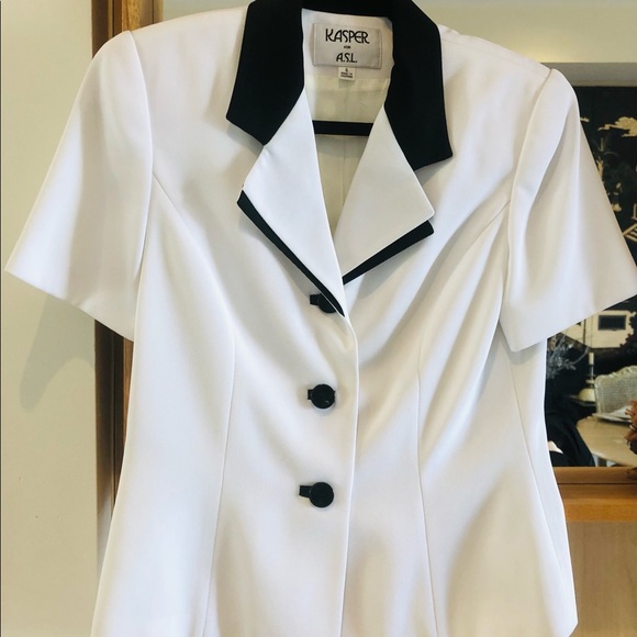 COPY - Fashion hunters and gatherers. Meet your new BFF. - Picture 7 of 16